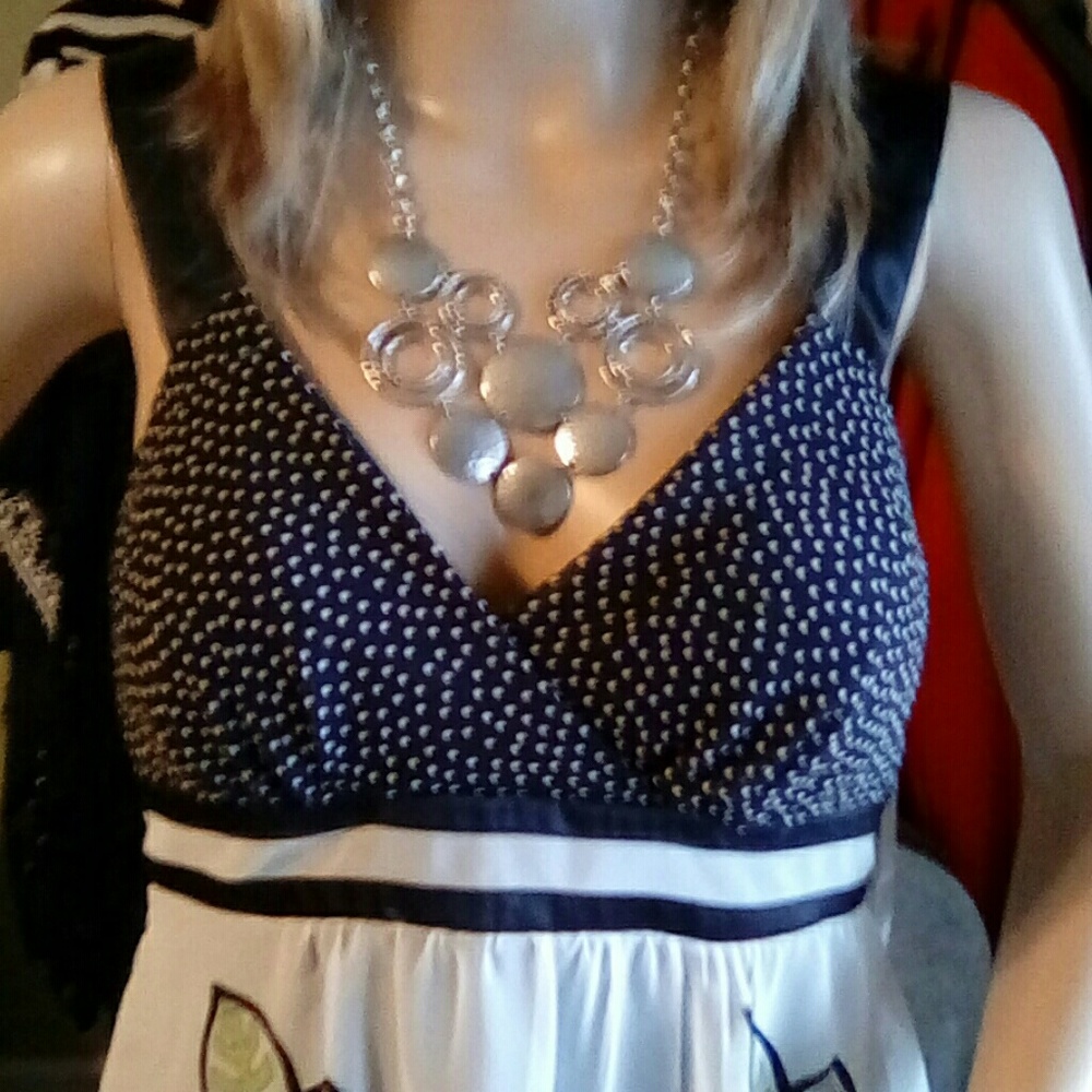 Summer top - Picture 5 of 7